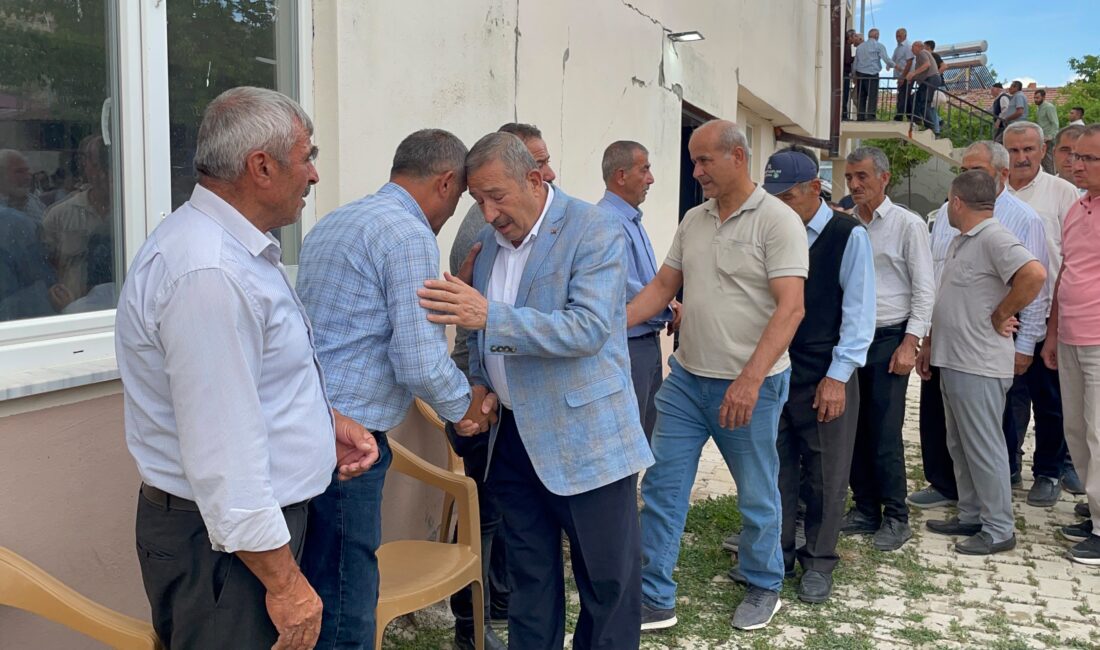 Arguvan’daki feci kazada yaşamını yitiren anne, baba ve kızları, Darende’nin