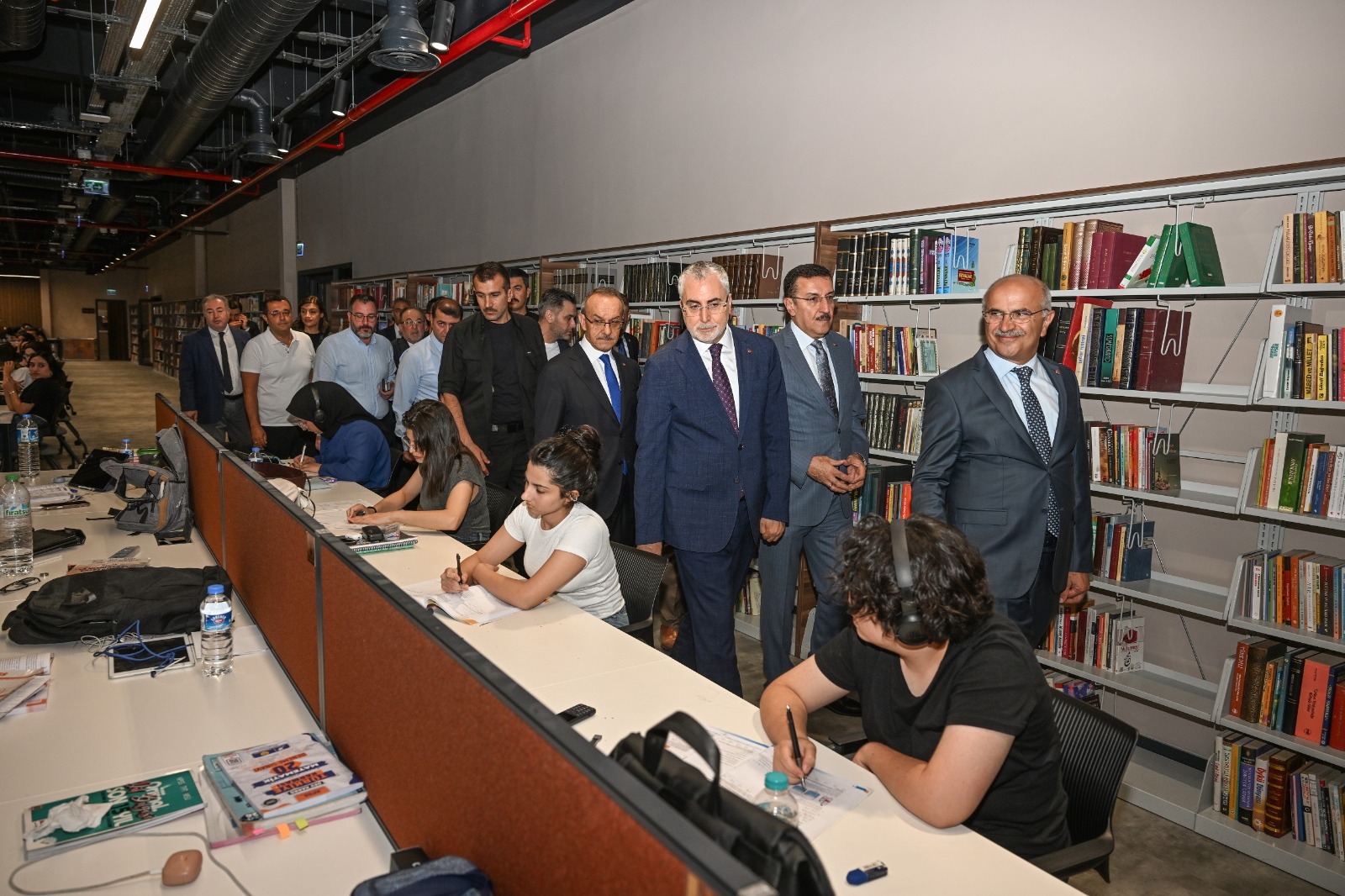 Çalışma ve Sosyal Güvenlik Bakanı Prof. Dr. Vedat Işıkhan, Malatya