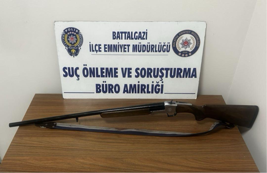 Malatya Emniyet Müdürlüğü, Battalgazi ilçesi Çöşnük Mahallesi’nde meydana silavlı yaralama