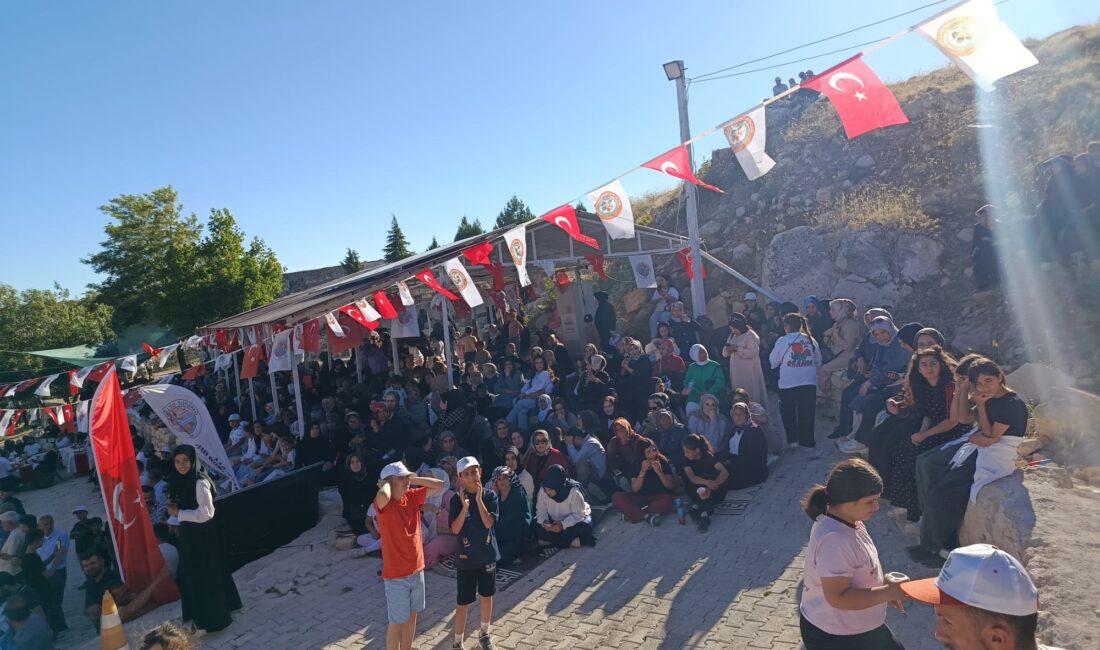 14. Geleneksel Pilav Şenliği Binlerce Kişiyi Aynı Gönül Sofrasında BuluşturduThank
