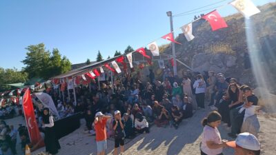 14. Geleneksel Pilav Şenliği Binlerce Kişiyi Aynı Gönül Sofrasında Buluşturdu