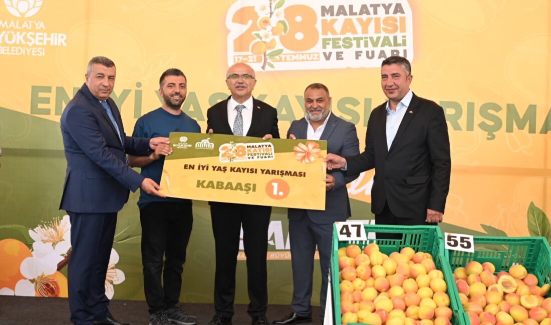 Malatya Büyükşehir Belediyesi tarafından 28. Kayısı Festivali ve Fuarı kapsamında