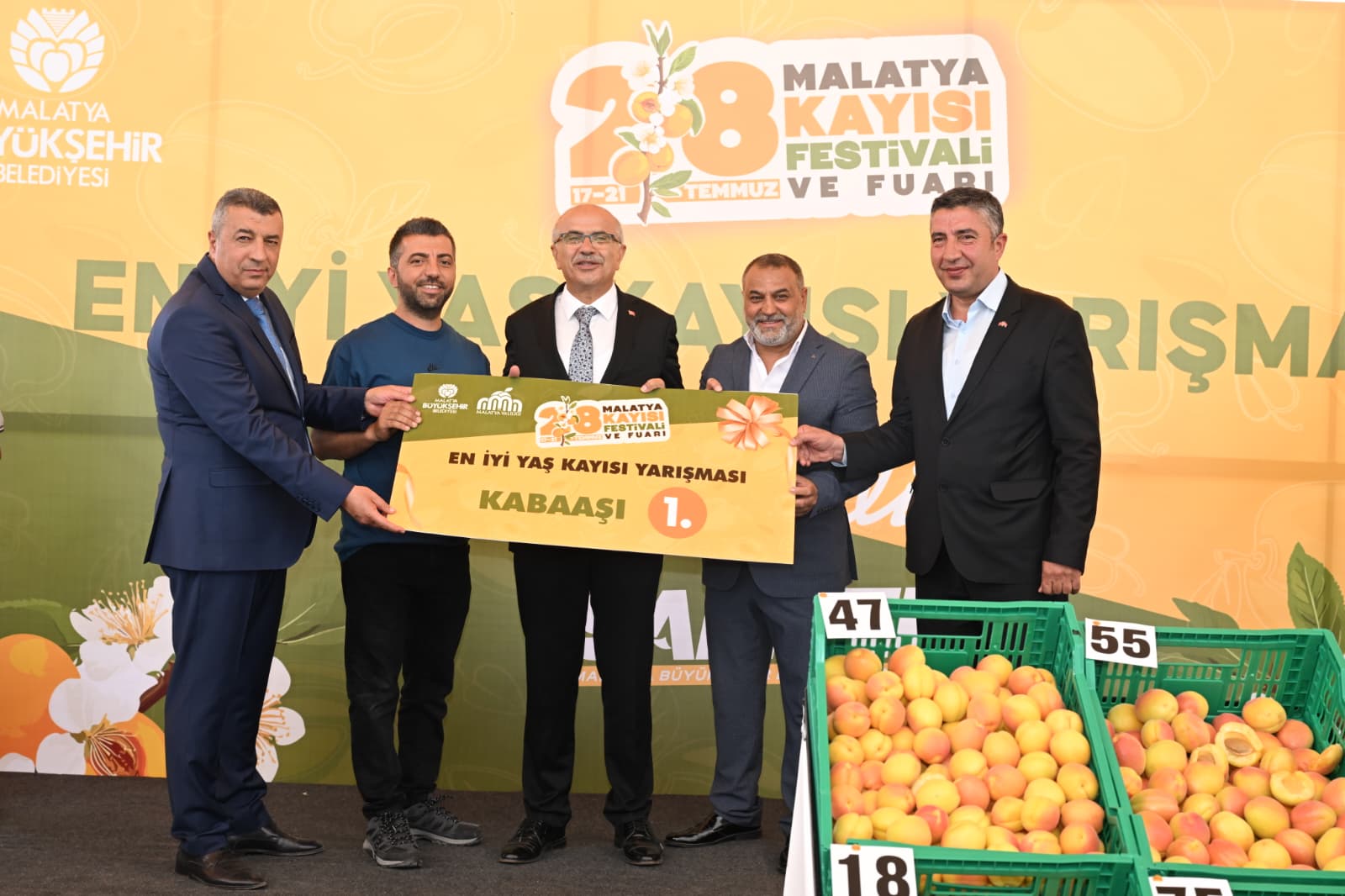 Malatya Büyükşehir Belediyesi tarafından 28. Kayısı Festivali ve Fuarı kapsamında