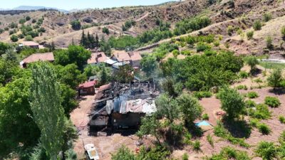 Hekimhan ilçesinde sabah saatlerinde çıkan yangın, itfaiye ekiplerinin müdahalesiyle kontrol
