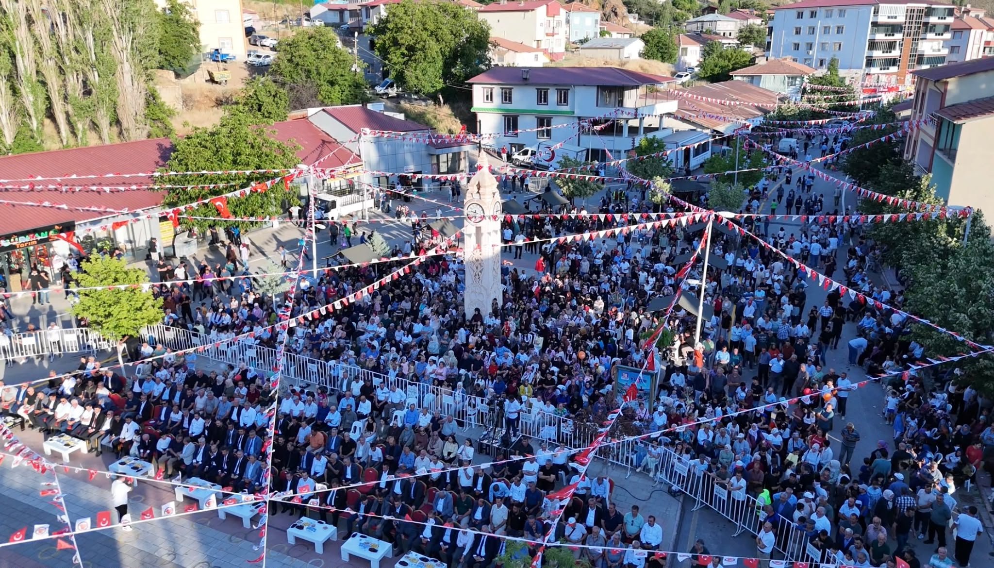 Kuluncak’ta bu yıl ilk kez düzenlenen Kültür Festivali binlerce kişinin