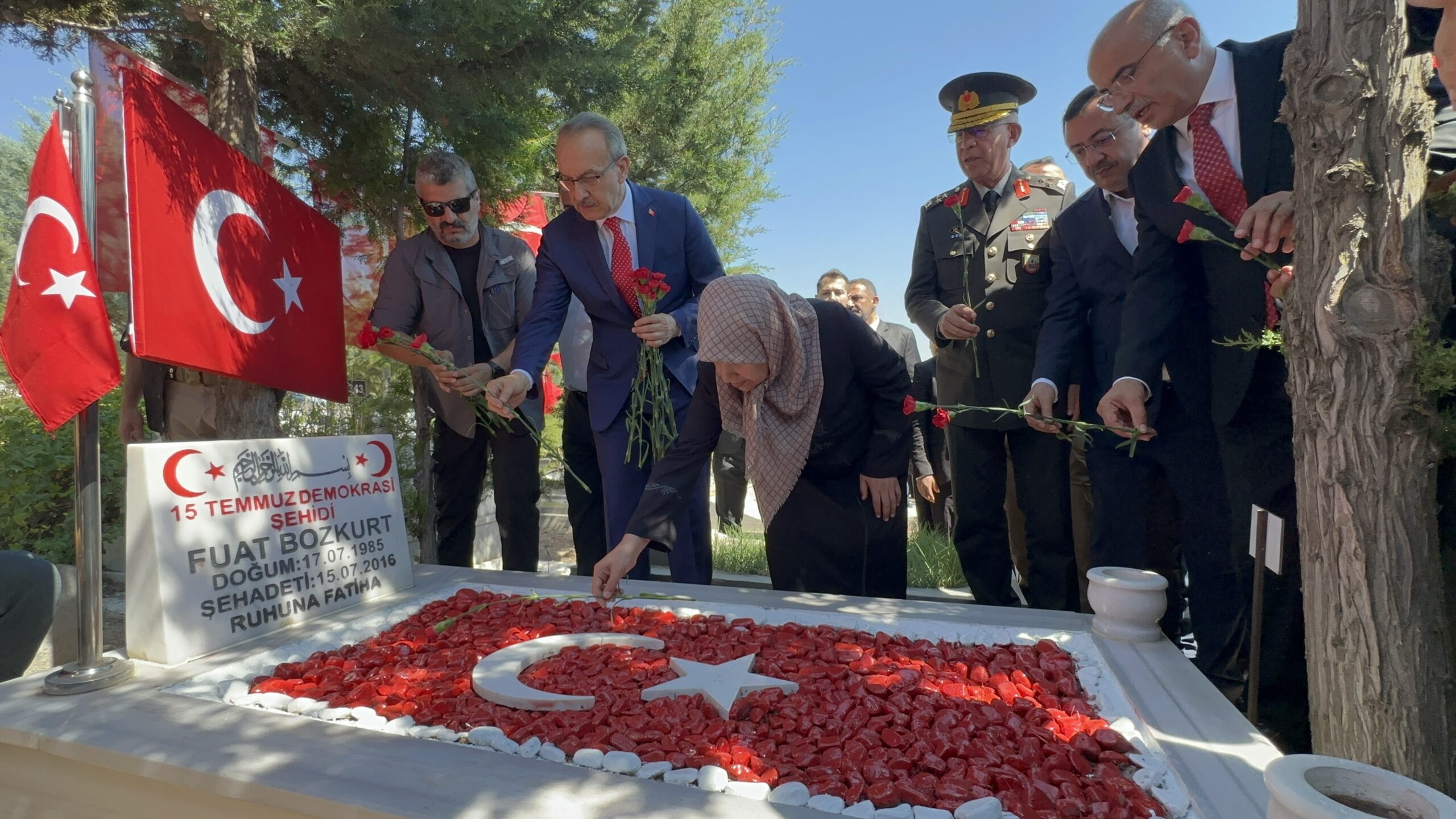 15 Temmuz darbe girişiminde şehit düşen Malatyalı Fuat Bozkurt&nbsp;Malatya&nbsp;Şehir Mezarlığı,