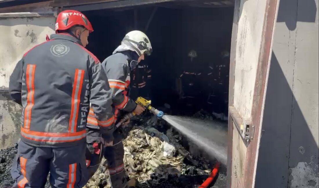 Malatya’da gün içerisinde Organize Sanayi Bölgesi’ndeki bir tekstil fabrikasının atık