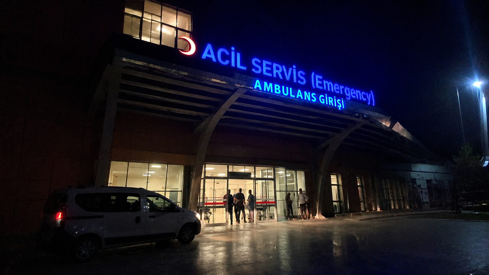 Battalgazi ilçesinde silahlı saldırıda yaralanan bir kişi hastaneye kaldırıldı. Polis,