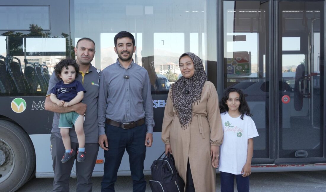 Malatya’da toplu taşıma aracında unutulan ve içerisinde ziynet eşyaları bulunan