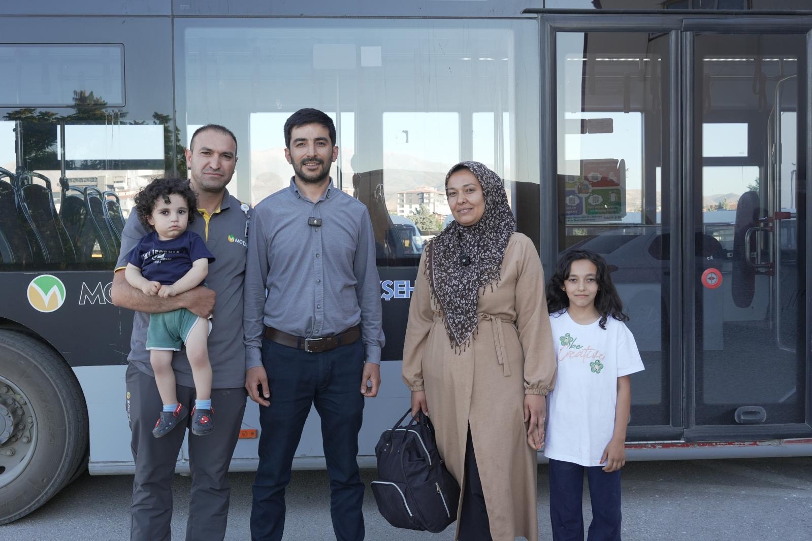 Malatya’da toplu taşıma aracında unutulan ve içerisinde ziynet eşyaları bulunan