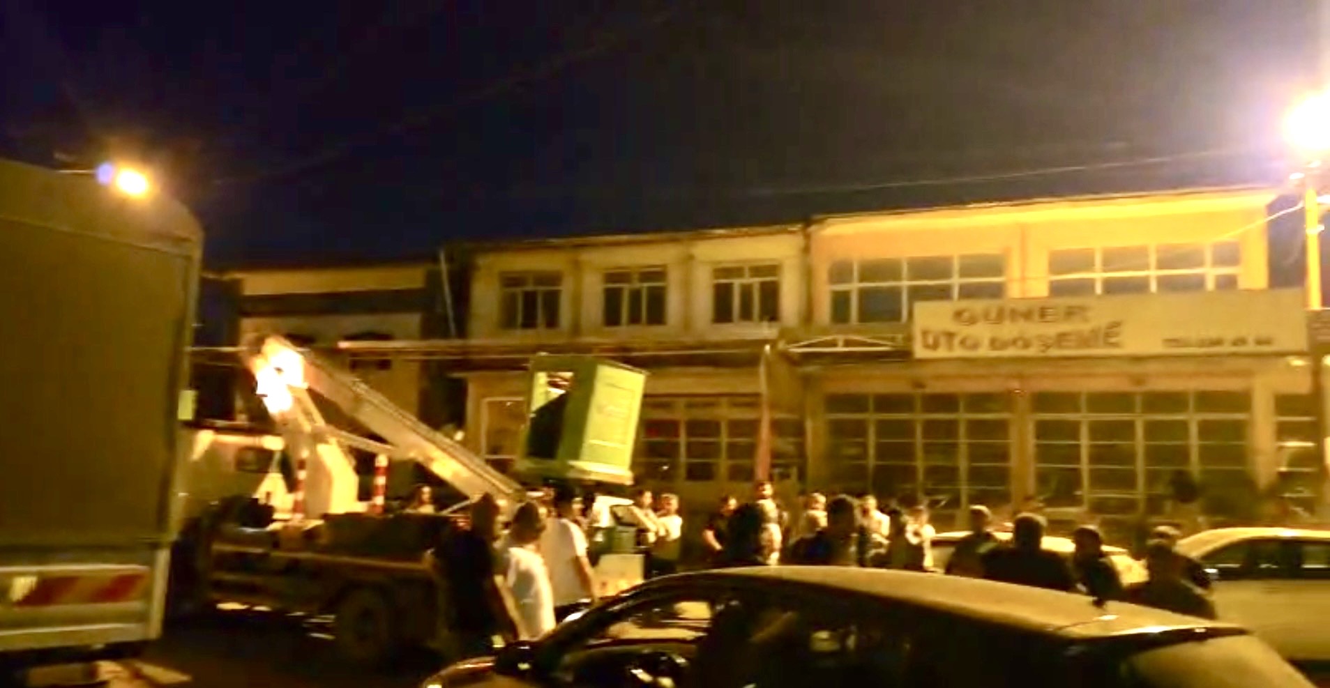 Malatya Küçük Sanayi Sitesi’nde elektriklerin kesileceği iddiası üzerine çok sayıda