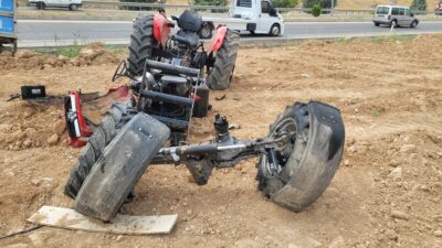 Malatya’da havalimanı yolu üzerinde kontrolden çıkan traktörün şarampole devrilmesi sonucu