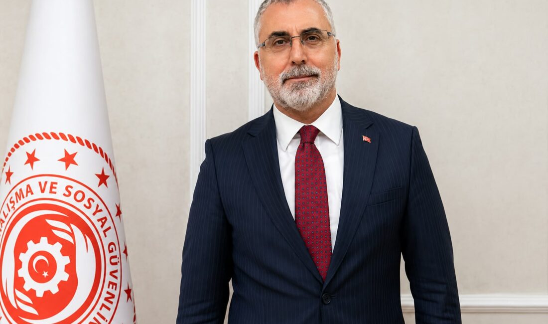 Çalışma ve Sosyal Güvenlik Bakanı Prof. Dr. Vedat Işıkhan, turizm