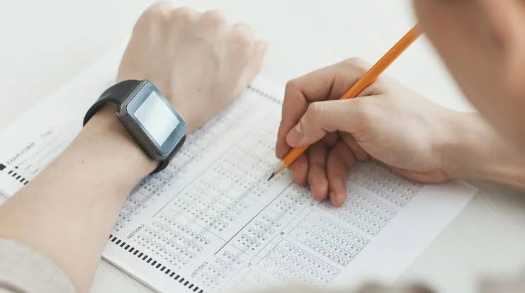 Yükseköğretim Kurumları Sınavı'na (YKS) katılan milyonlarca adayın beklediği sonuç tarihi