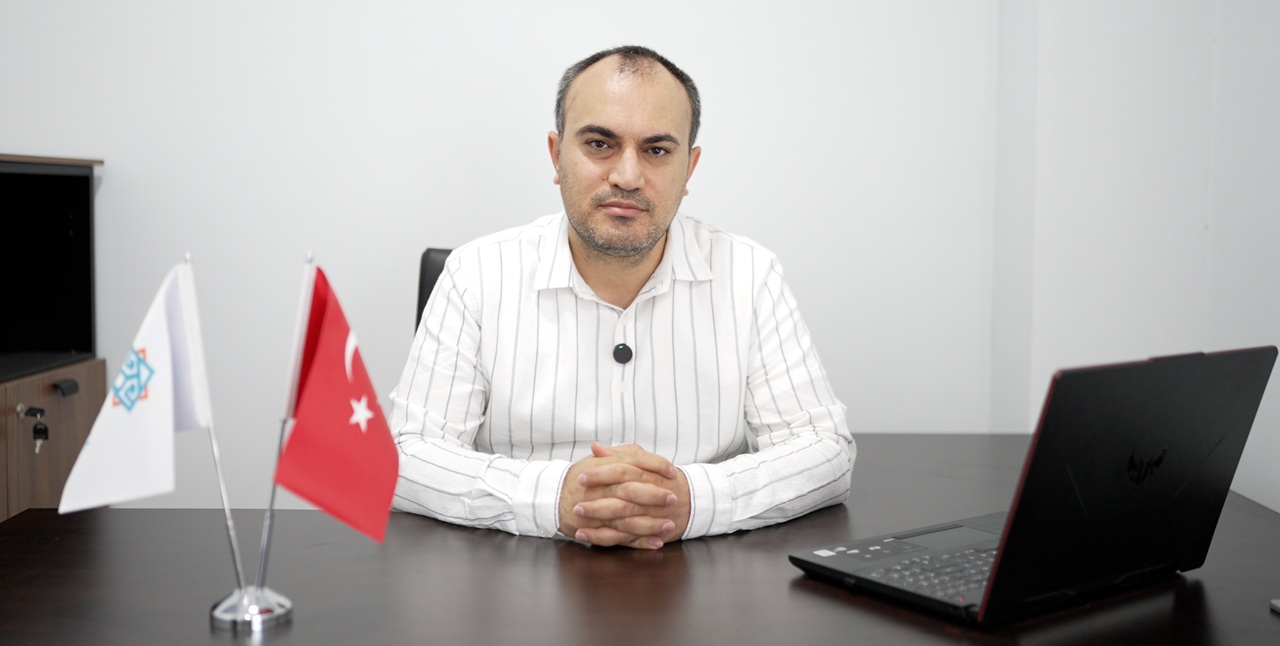 Malatya Eğitim ve Araştırma Hastanesi Kardiyoloji Uzmanı, aynı zamanda Malatya