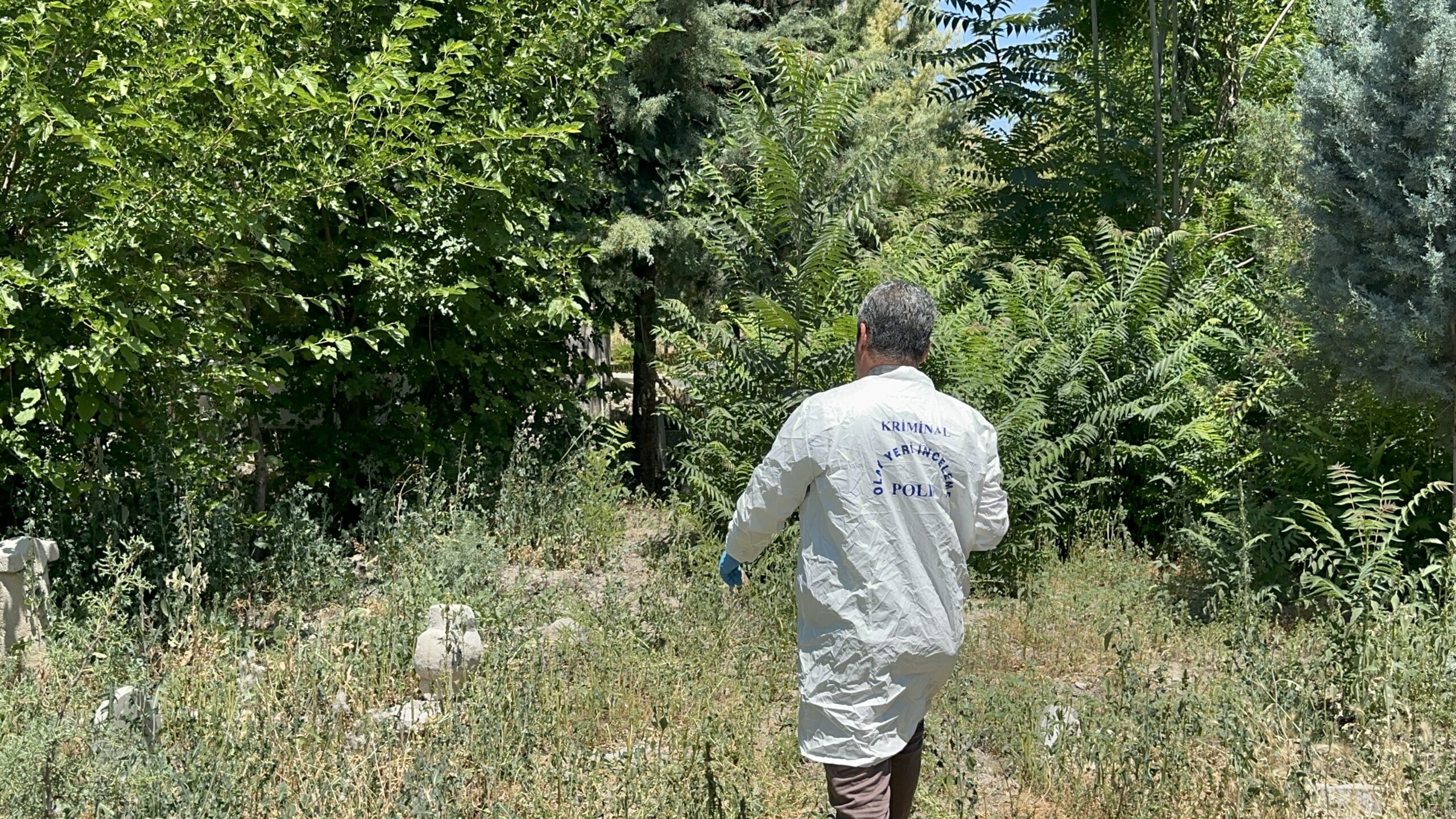 Battalgazi ilçesinde bulunan Sıptırız Mezarlığı’nda bir kişi ölü bulundu. Olayla