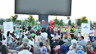 Yeşilyurt Belediyesi ve Yeşilyurt Kent Konseyi tarafından düzenlenen Koruyucu Aile